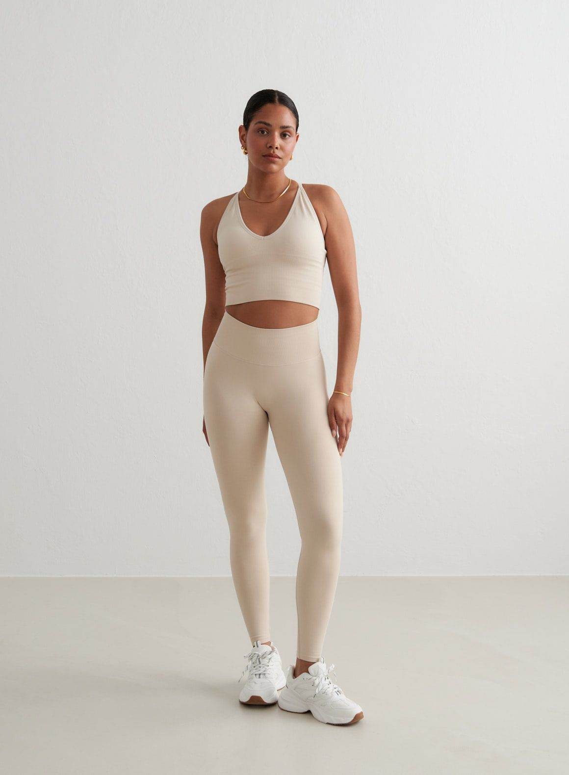 CLAY SHAPE SEAMLESS CROSS BACK BRALETTE_2409