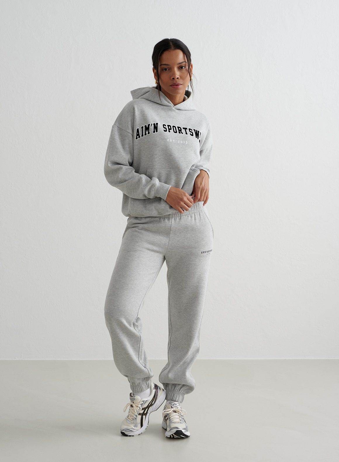 5.GREY MELANGE VERSITY CLASSIC SWEATPANTS_0309