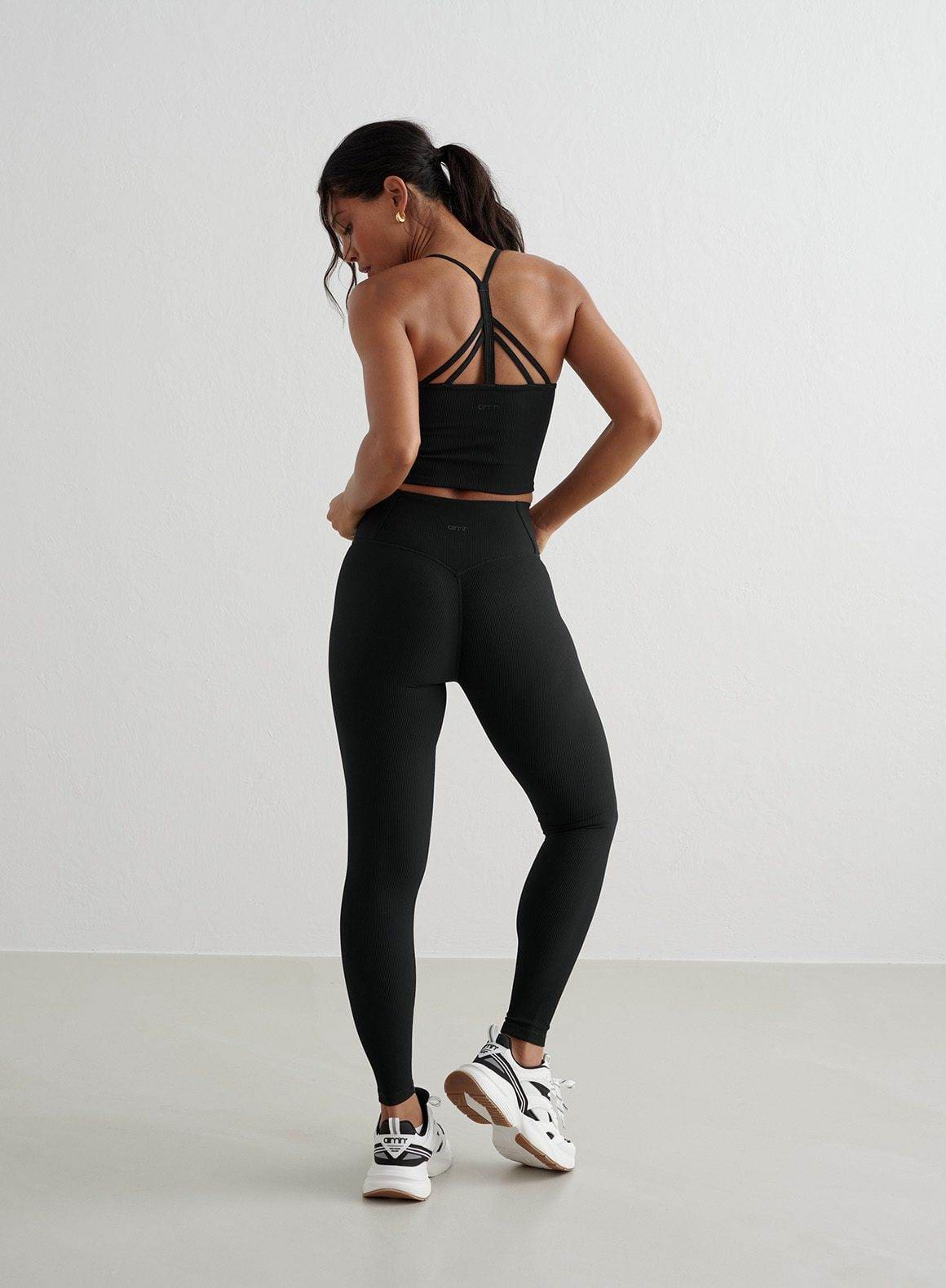 6.BLACK RIBBED PERFOMANCE BRALETTE_1088