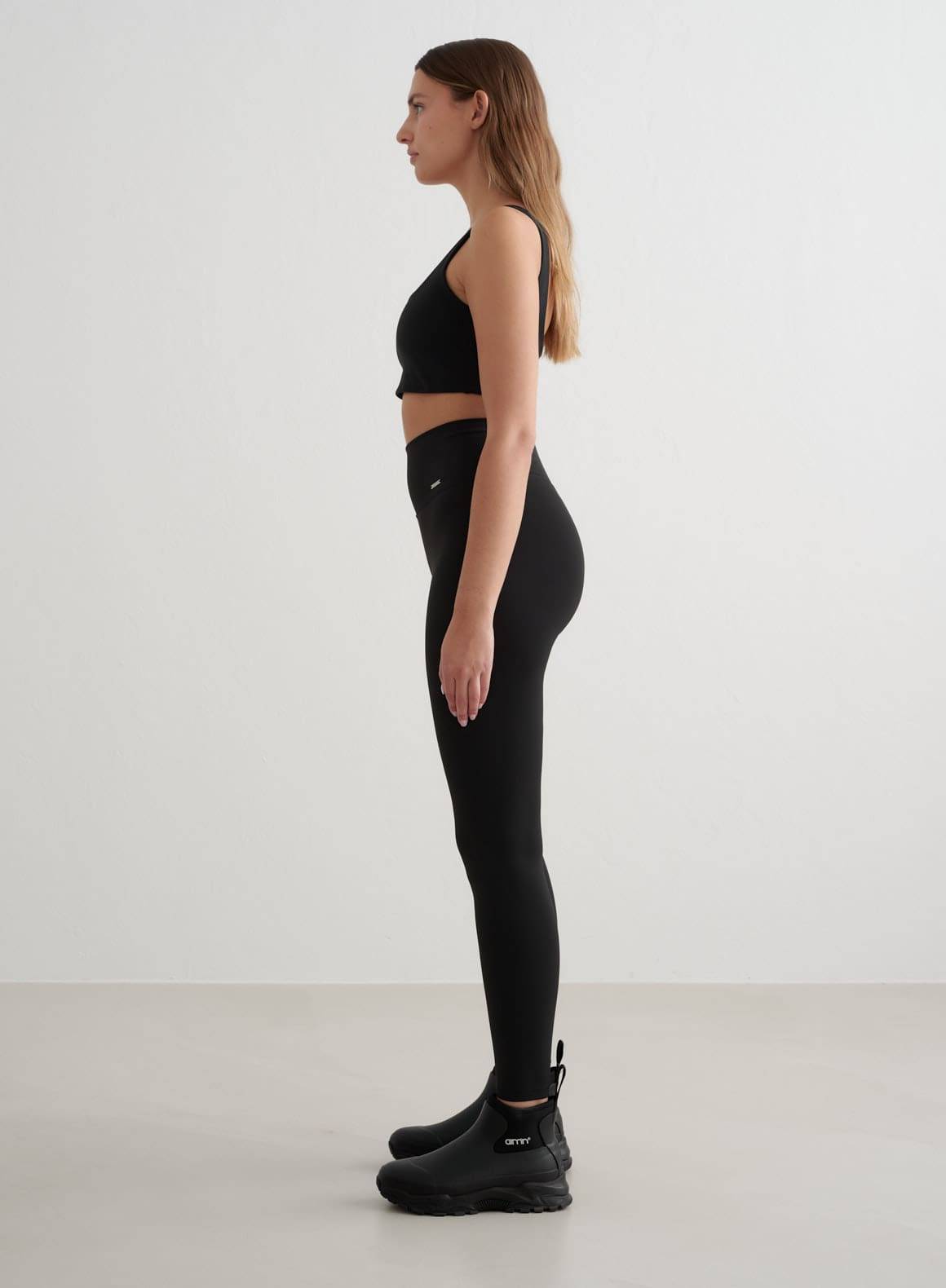 BLACK_WARMING_TIGHTS_1497_LOWRES