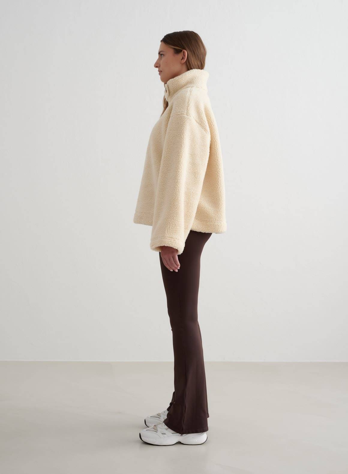 ALMOND_WHITE_PILE_ANORAK_1086_LOWRES