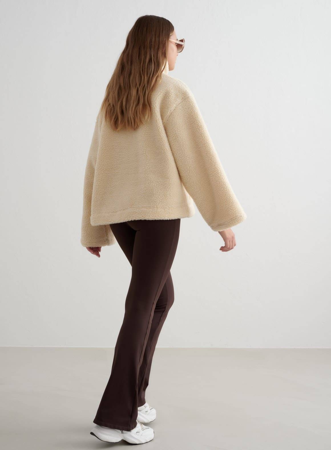 ALMOND_WHITE_PILE_ANORAK_1156_LOWRES