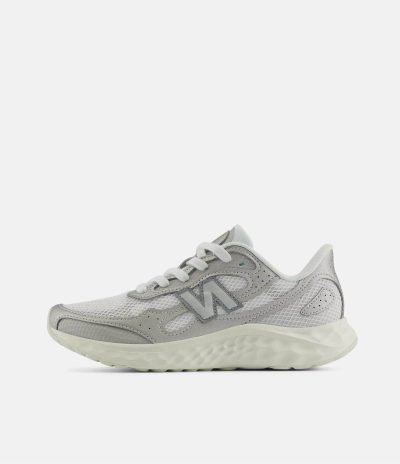 New Balance Fresh Foam Arishi v4 Gráir Kvenna