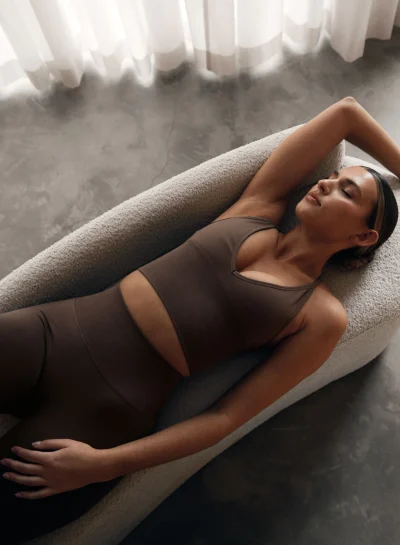 aimn Macchiato Shape Seamless Cross Back Bralette