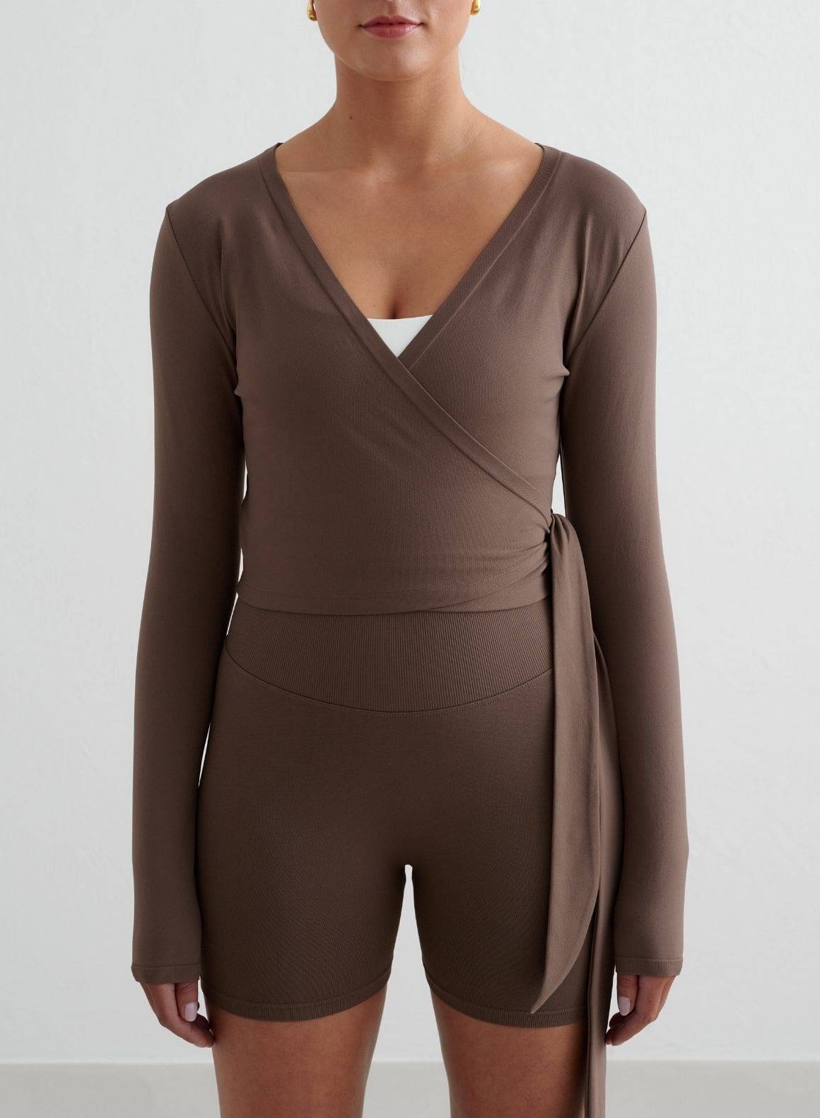 Macchiato-shape_seamless_wrap_long-sleeve_01