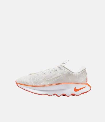 Nike Motiva Summit White Kvenna