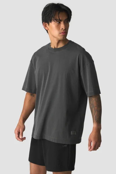 ICIW Everyday Relaxed T-Shirt Vintage Dye Stonewashed Black Karla