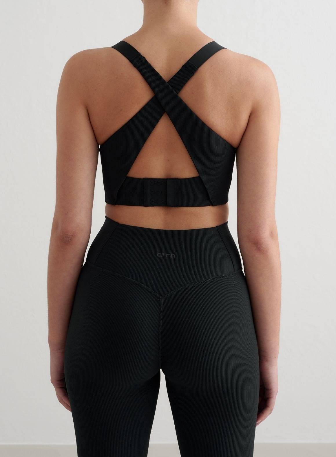 Black_ribbed_performance_support_bra_02