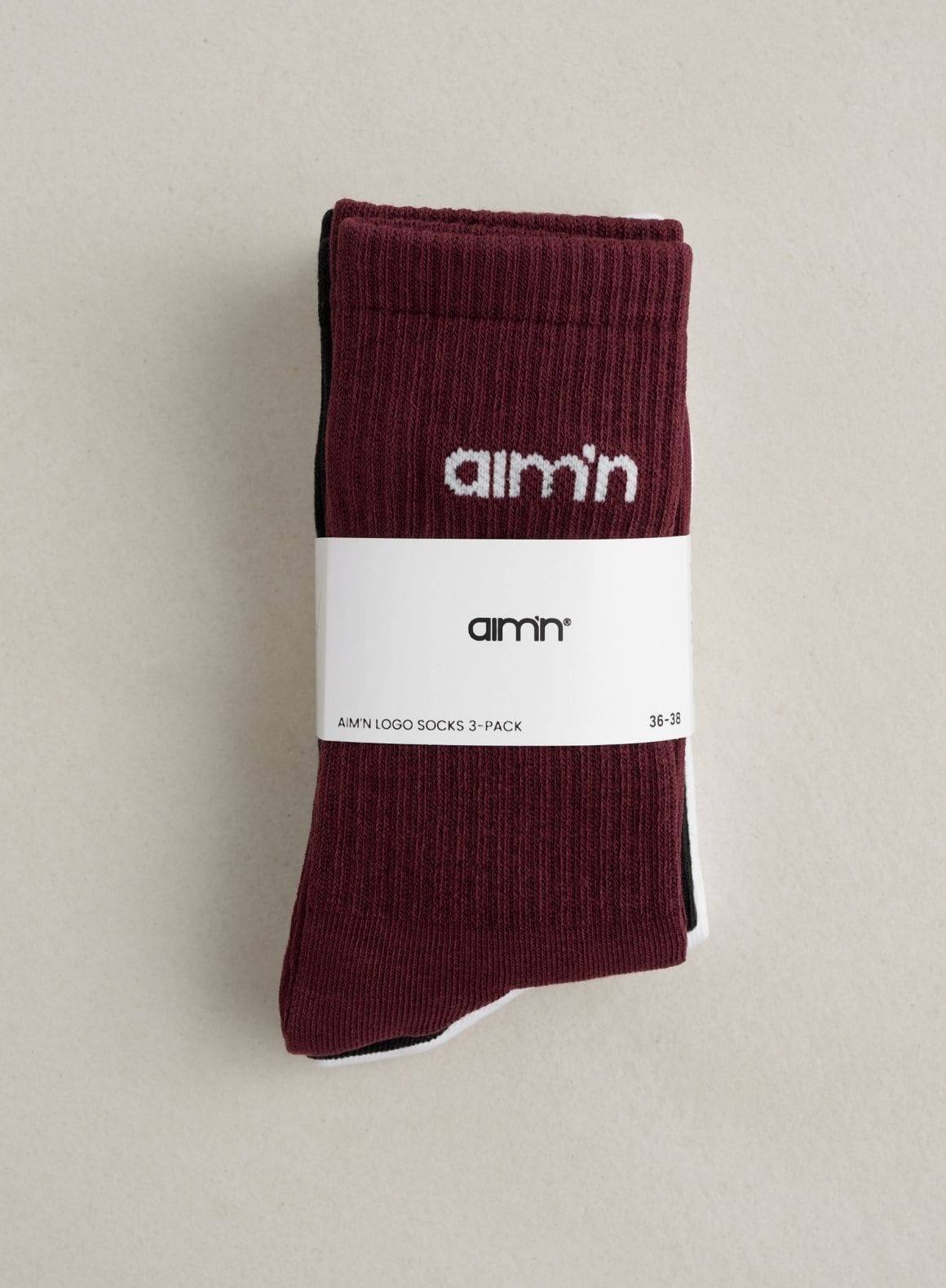 Cherry_aimn_logo_socks_02