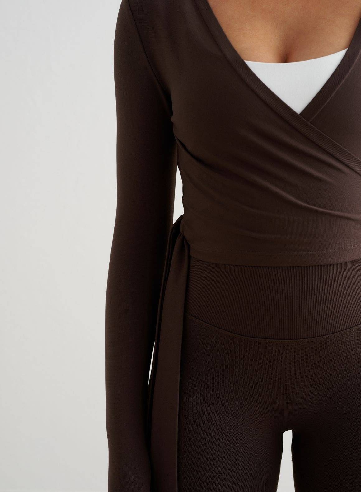 Chocolate_shape_seamless_Wrap_long_sleeve_05