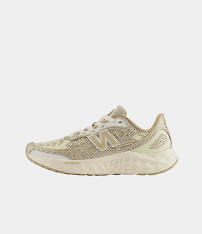 New Balance Fresh Foam Arishi v4 Light Gold Metallic Kvenna