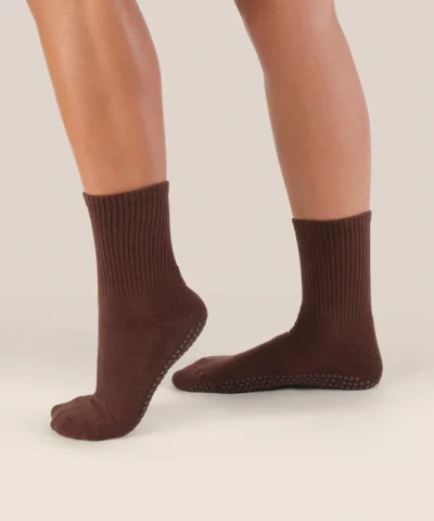 Move Active Classic Crew Grip Socks Espresso