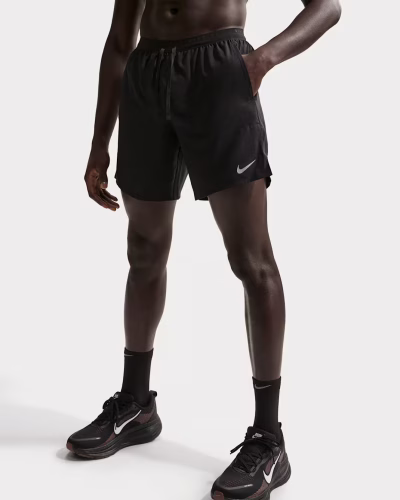 Nike Stride DriFIT 7inch 2in1 Running Shorts Svartar Karla