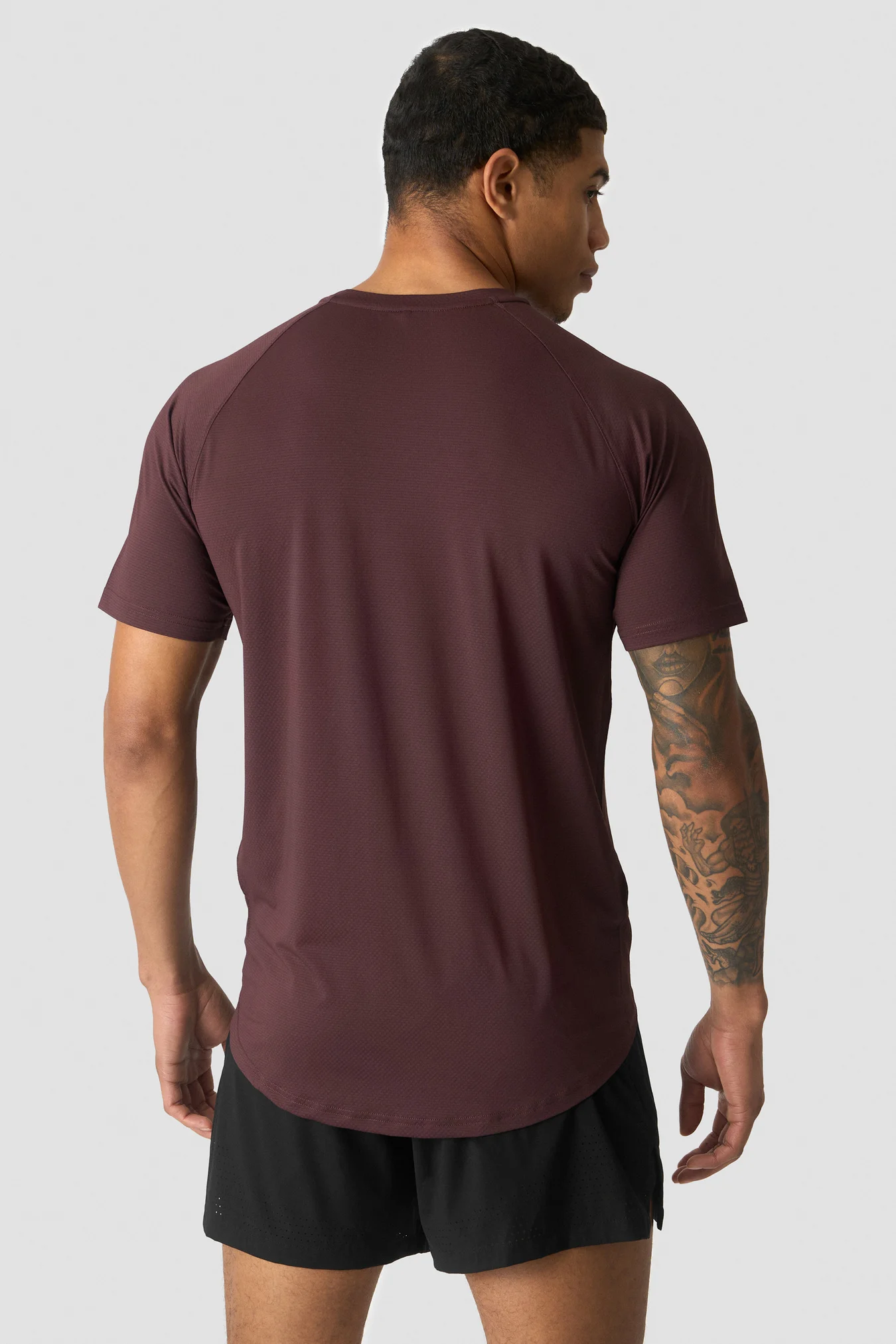 Stride Raglan Mesh T-shirt Men Burgundy1