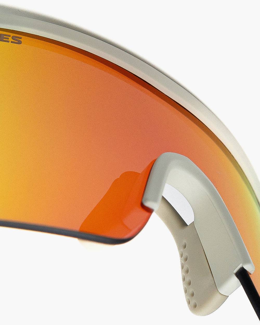 Velites_gafas_raptor_08-05-2024alas20.50.35110copia