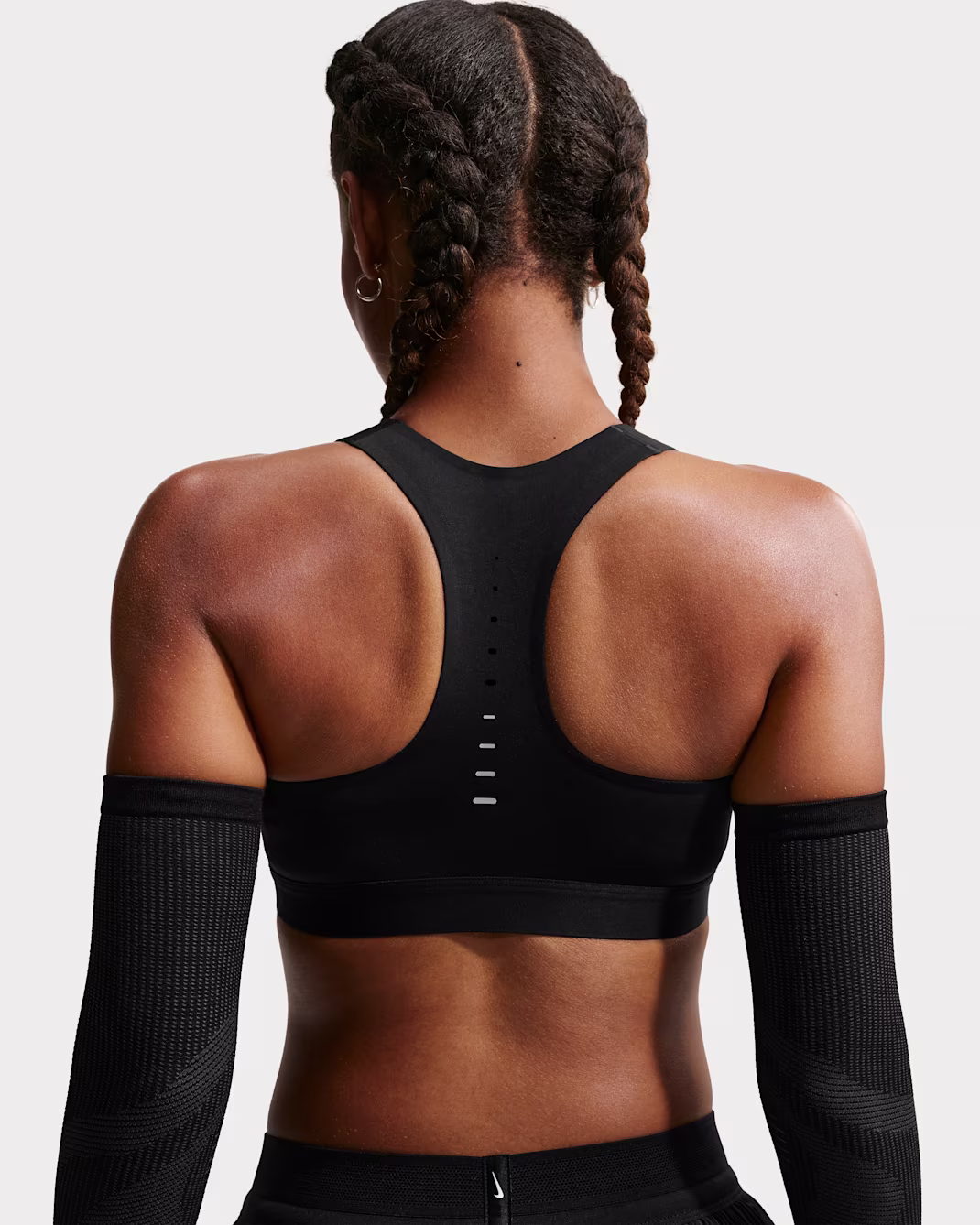 W+NK+SWIFT+HS+BRA (1)