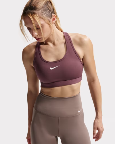 Nike Swoosh Medium Support Padded Sports Bra Tattoo Red Kvenna