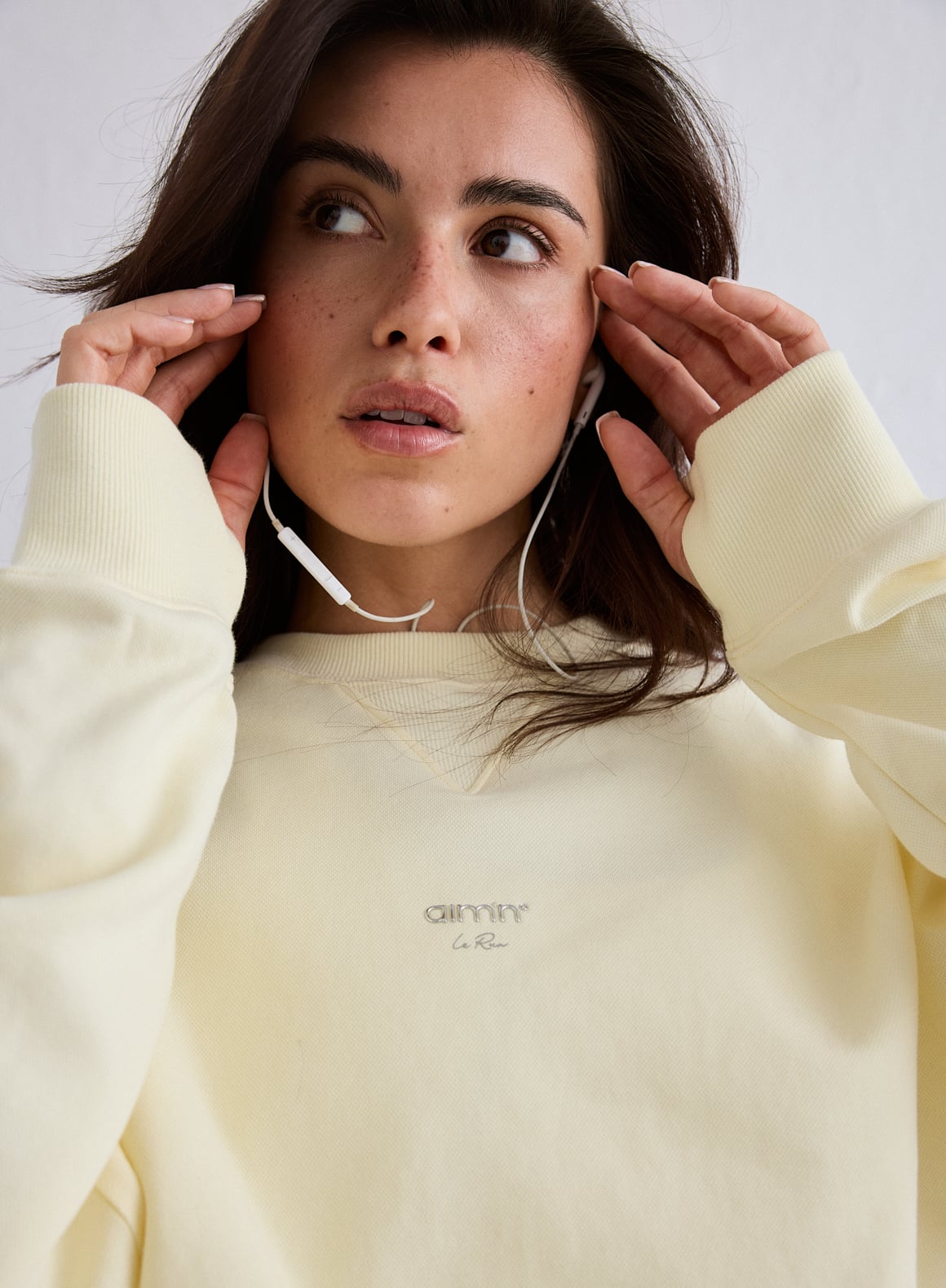 Lemon White Le Run Running Sweatshirt_3994