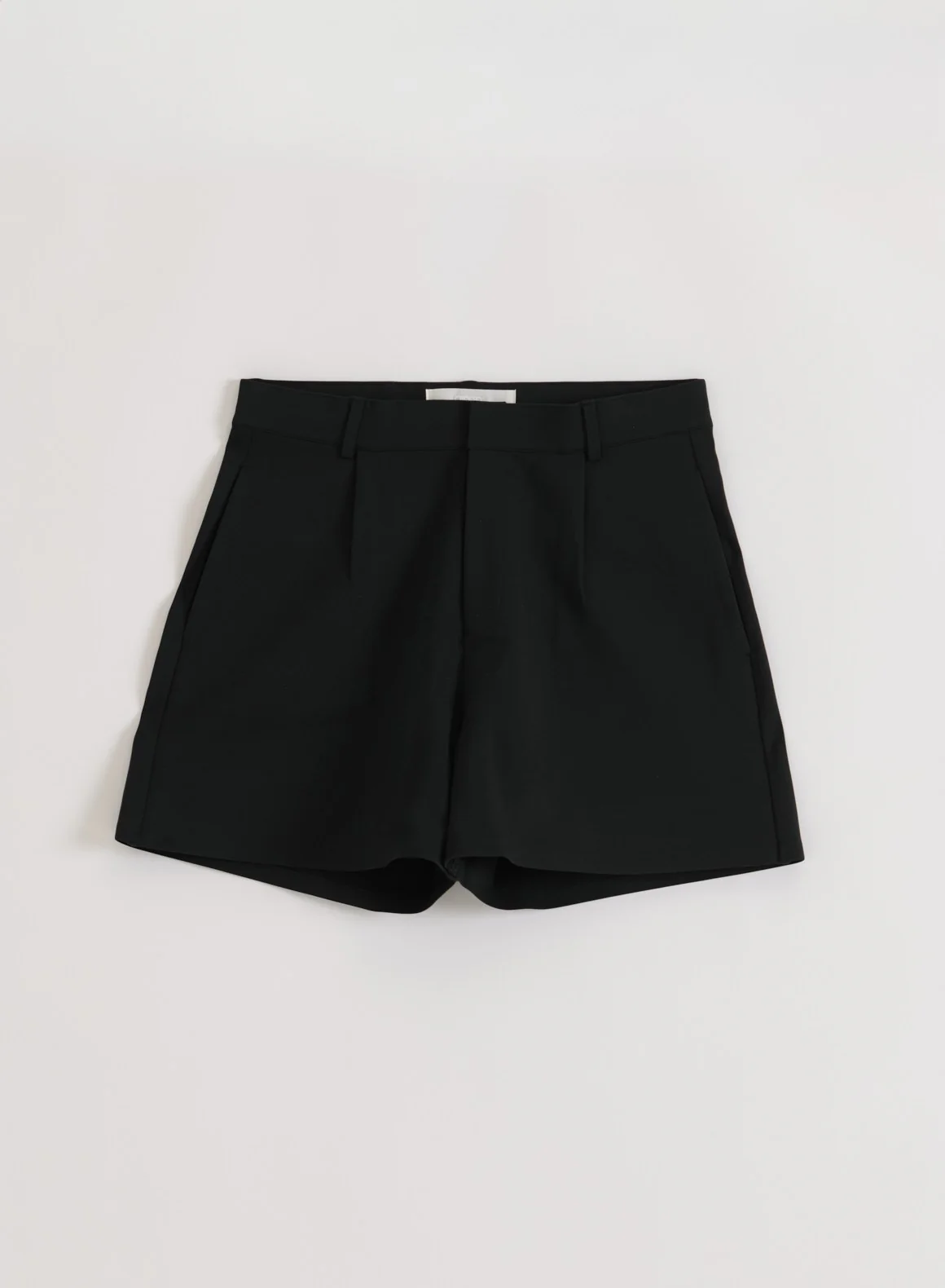 black-luxe-bermuda-shorts_07-flatlay_1800x1800