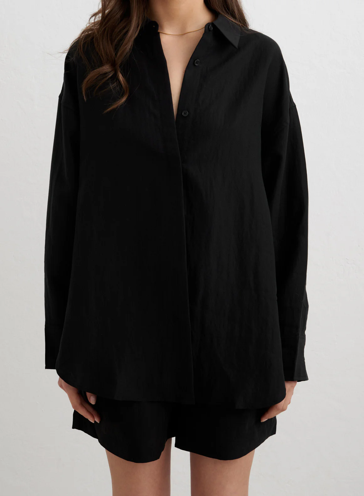 black-riviera-shirt_06-_xs-178cm_1800x1800