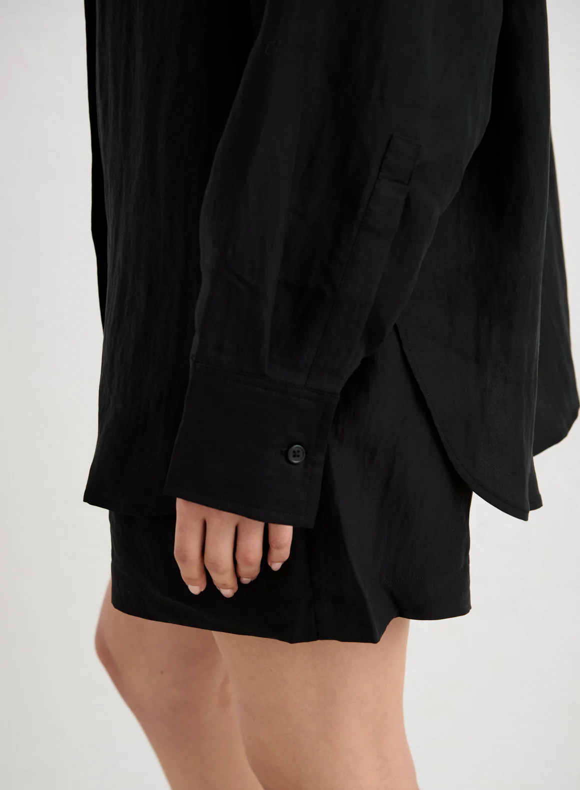 black-riviera-shirt_09-_xs-178cm_1800x1800