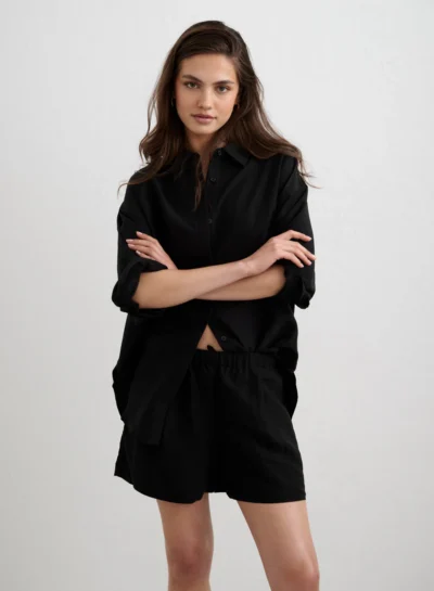 aimn Black Riviera Shorts