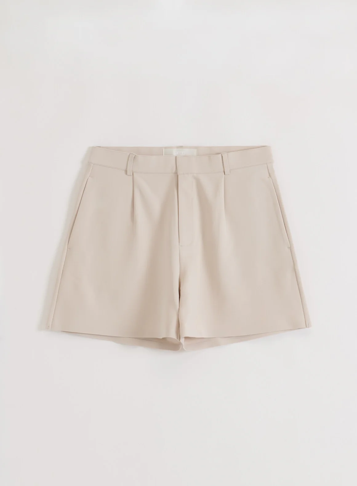 sand-luxe-bermuda-shorts_06-flatlay_1800x1800
