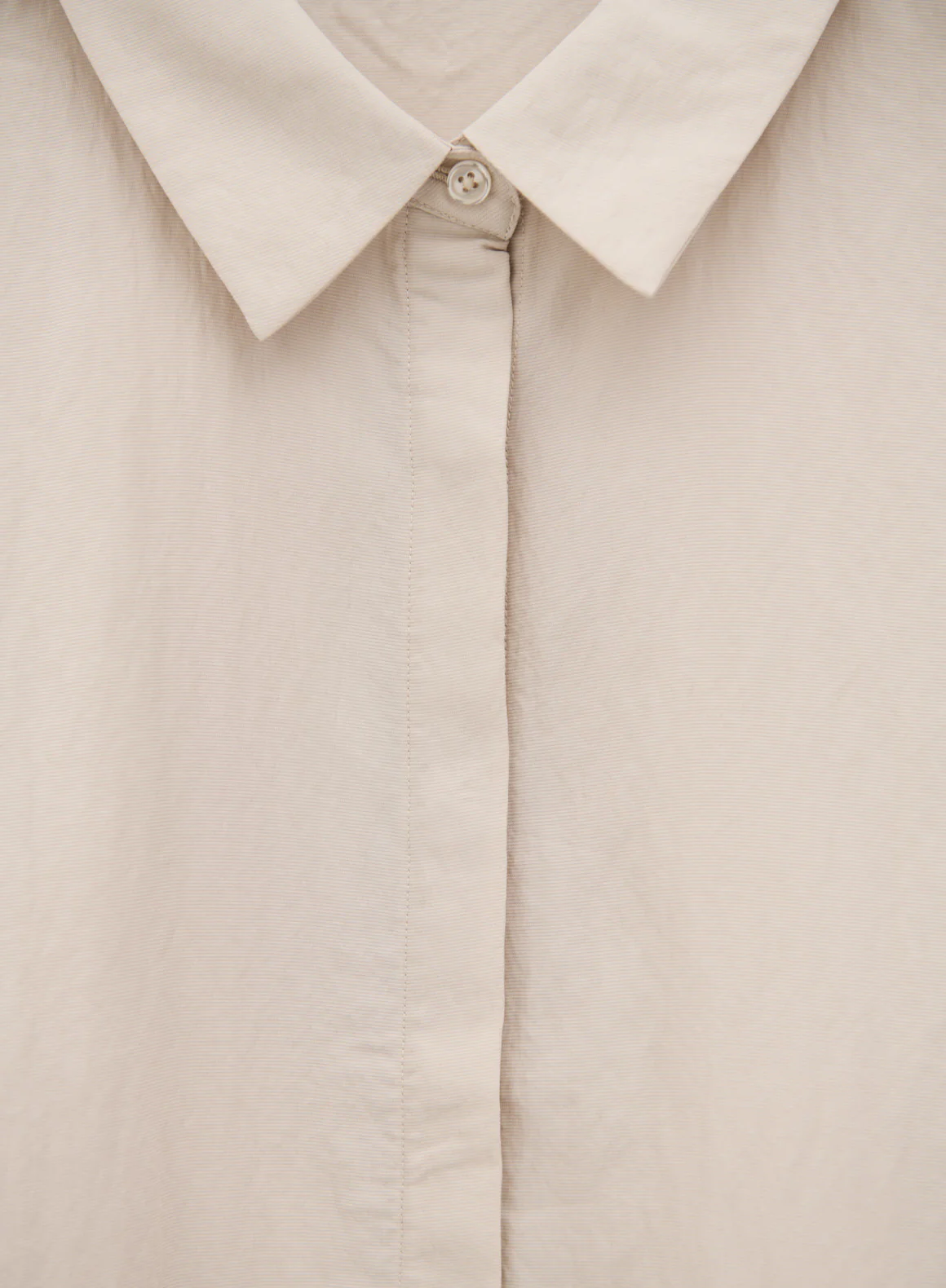 sand-riviera-shirt_11-flatlay_1800x1800