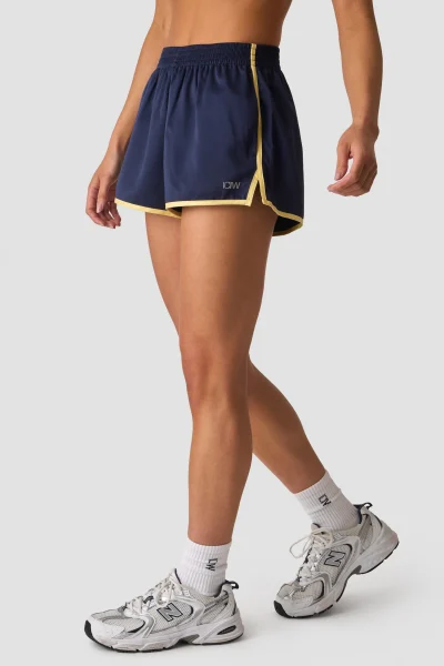 ICIW Contrast Contrast Shorts