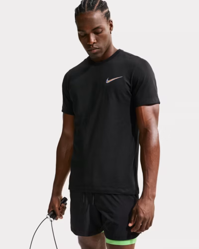 Nike Thermal Color T-Shirt Svartur Karla