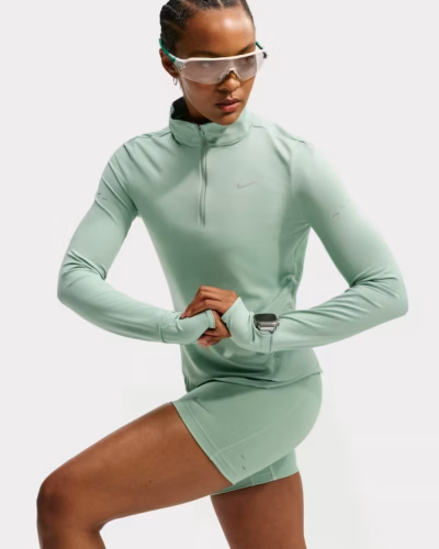 Nike Swift DriFIT UV 1/4 Zip Running Top Steam Green Kvenna